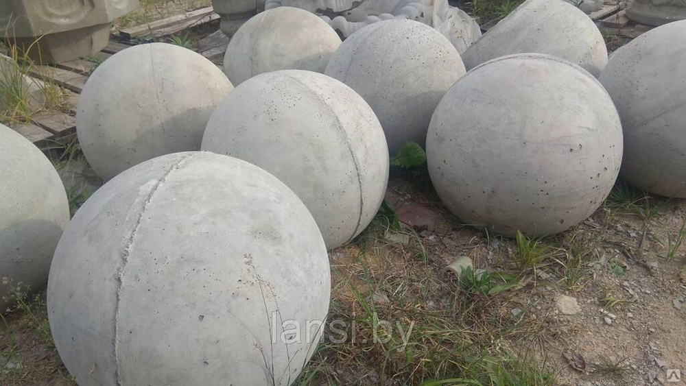 Бетонный шар весит. Бетонный шар. Бетонный шар для сада. Шар бетонный декоративный. Бетонный шар 500 мм.