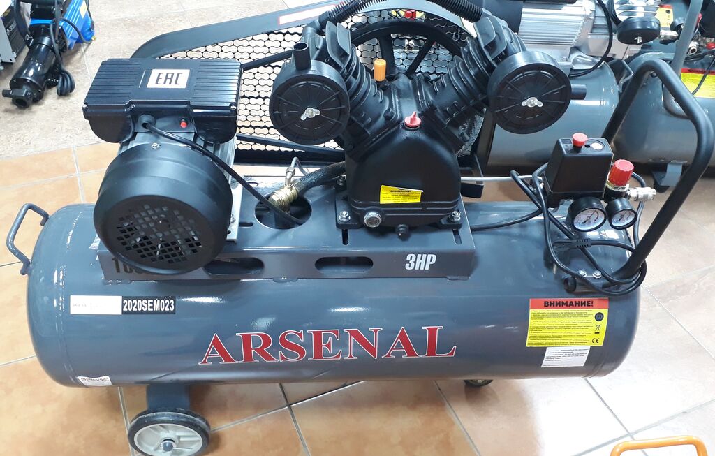 Компрессор ARSENAL KMR-100 100 л, 2.5 кВт