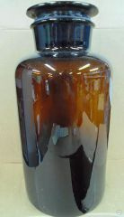 Склянка для реактивов темное стекло 500 мл узкое горло. Склянки для хранения реактивов 10-50 мл. Темная чехия. Банка лабораторная стеклянная 100 мл, с делениями, притертой пробкой. Склянка для реактивов на 30 мл.